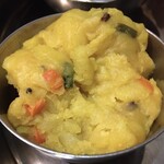 南インド料理 レジナ - このポテトのポリヤルの地味な美味しさにグッときてしまいました