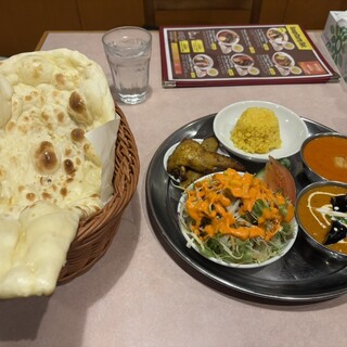 SOUP CURRY&NEPALI CURRY Diya_1