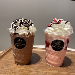 GODIVA Cafe_1