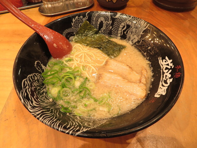 ラー麺 ずんどう屋 大和中央林間店 （ZUNDO-YA） - 中央林間/ラーメン