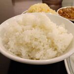 永楽 - 油淋鶏定食850円（ランチは、炒飯、麻婆豆腐ほか、食べ放題）