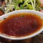 ラーメン 坊也哲 - スープ