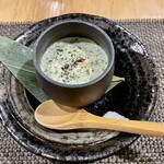ぼちぼち - 魚アラ黄金出汁 椎茸 ルビーの瞳茶碗蒸し