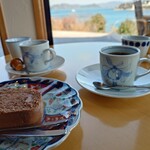 海の見えるカフェ - 