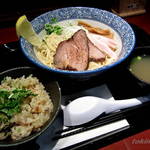 Menyaittou - サクマ式　牡蠣の塩油そば￥680円　+　牡蠣の炊き込みご飯￥200円