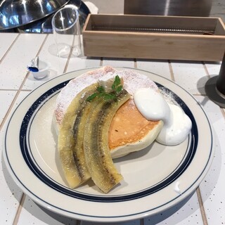 BLUE STAR PANCAKE HOUSE_1