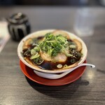 中華そばマルキ商店 - 松本ブラック 880円