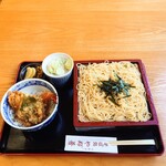 やぶ善 - ■ ランチ C：ざるそば + ミニえび天丼、1,100円
      + ざるそば → 中華ざる 変更、50円