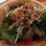 川反ミートキッチン - お通しサラダ550円