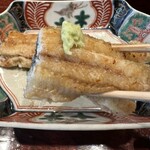 麟 - 白焼　すりおろしたての山葵と塩で