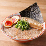 背脂醤油 ラーメン庄兵衛 - 味玉豚醤油ラーメン