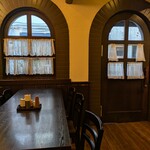 新和食 池端 - 雰囲気は洋食屋さん♪