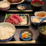 新和食 池端 - マグロのぶつ定食　1,100円