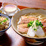 今帰仁そば - 料理写真: