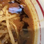 蒙古タンメン中本 - マー油風味が食欲をそそるスープ