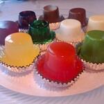 村上開新堂 レストラン - 開進堂ゼリー（ランチコースでは全10種からお好みの2種が選べます）