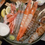 牡蠣貝鮮かいり - 海老5点盛り！