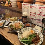 タイ・イサーン料理ヤムヤム 銀座 - 