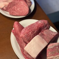 松阪牛炭火焼肉 東海亭 - 