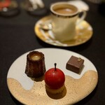 ガストロノミー ジョエル・ロブション - 