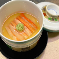 季節の茶碗蒸し　　蟹、こわた、アオサ、雲丹、松茸、など