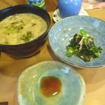 味噌汁と小鉢（にぎりランチ）