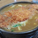 リスボンエイト - カツカレー鍋焼きうどん