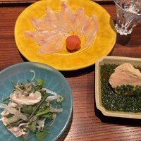 神楽坂 石かわ - ふく　あん肝が入ったポン酢と一緒に供されました。日本酒が進む