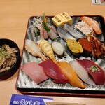 沼津魚がし鮨 流れ鮨 - 料理写真: