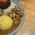 吉田カレー  - 玉ねぎアチャール