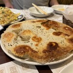 老辺餃子舘 新宿本店 - 