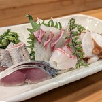 お魚亭 - 料理写真: