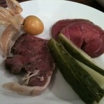 ラ シャンブル - このあたりから本番のお肉が入ってきます。自家製スモークハム。