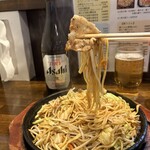 寺子屋 - 豚入り焼きそば　豚肉