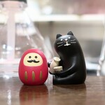 トリワイン ＰＩＫＯＳＨＨＨＵ - だるまと手酌黒猫