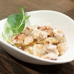 トリワイン ＰＩＫＯＳＨＨＨＵ - うどと鶏のホイル焼き