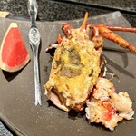 神楽坂 鉄板焼 向日葵 - 伊勢エビの鉄板焼き　身がギッシリで美味しく食べやすい