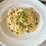 Pancia Guancia - 小柱と新じゃがいものクリームバジル