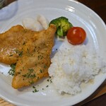 キッチン ブルー グローブ - ご飯を乗せて、ソースを吸わせる