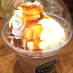 TULLY'S COFFEE - キャラメルチョコクリームスワークル バニラアイス入り(o^^o)