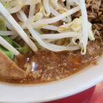 ラーメン二郎 - スープ