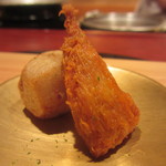 にくの匠 三芳 - 新子芋と半生このこの牛脂揚げ