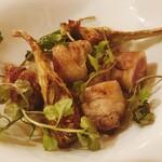 オステリア セルヴァジーナ - パンチェッタが巻かれたキジ