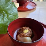 妙見石原荘 食菜石蔵 - 黒酢煮込み豚
      