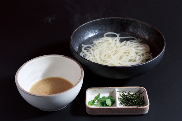 発酵ごまだれ冷やし稲庭とろろうどん