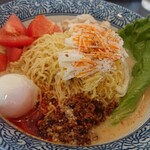 衣正家 - 冷やし担々麺