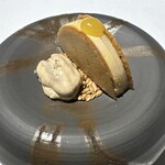 ラ・ヴァガボンド - フォアグラ　トンカ豆　王林　ピーカンナッツ　アマニのロースト