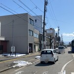 扇一 ます寿し本舗 - お店は路面電車降りたら目の前