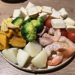 チーズ料理レストラン VOLENTE-048 - チーズフォンデュの食材