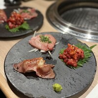 近江うし 焼肉 にくTATSU 青山本店 - 